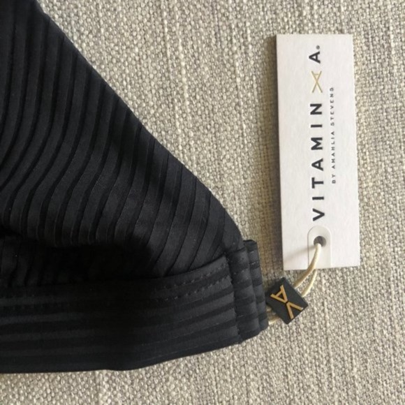 Vitamin A Neutra Triangle Top (size M) NWT - Picture 4 of 5